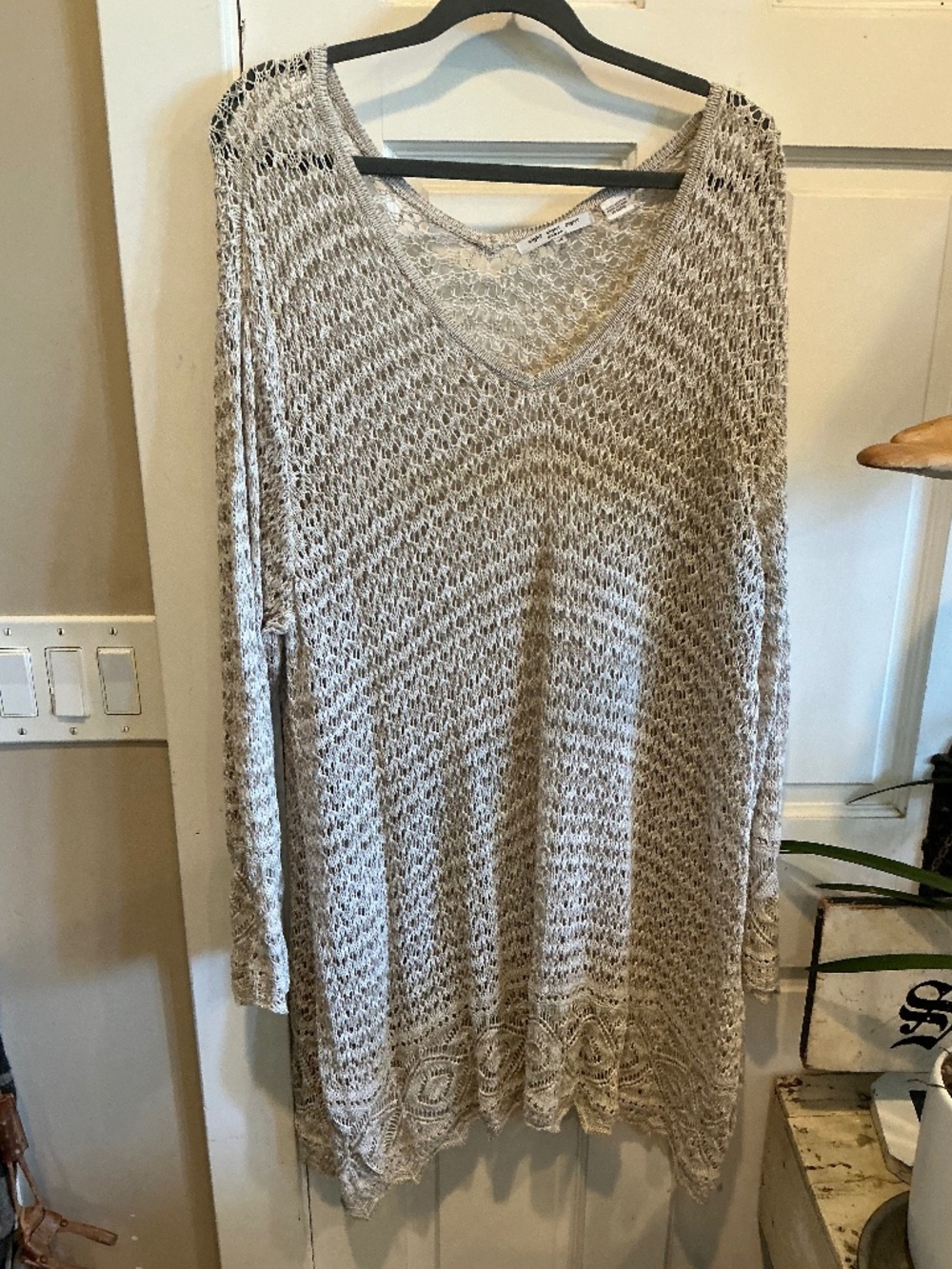 Eight Eight Eight pullover knit top in plus size 3x